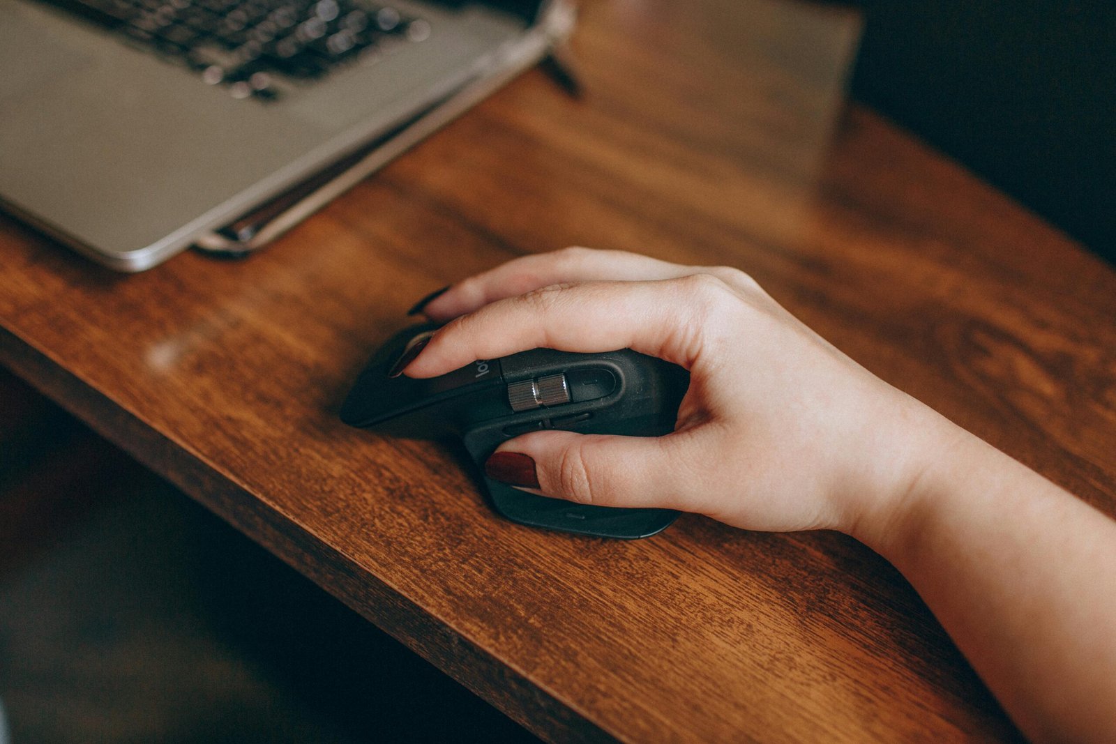 Guia Completo de Tipos de Grip de Mouse: Claw, Palm e Fingertip. Qual é o Seu?